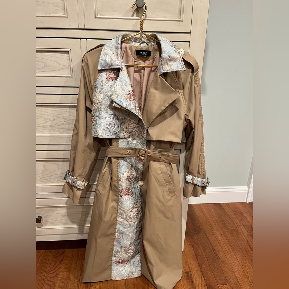 AKIRA Beige Trench Coat with Floral Jacquard Accents